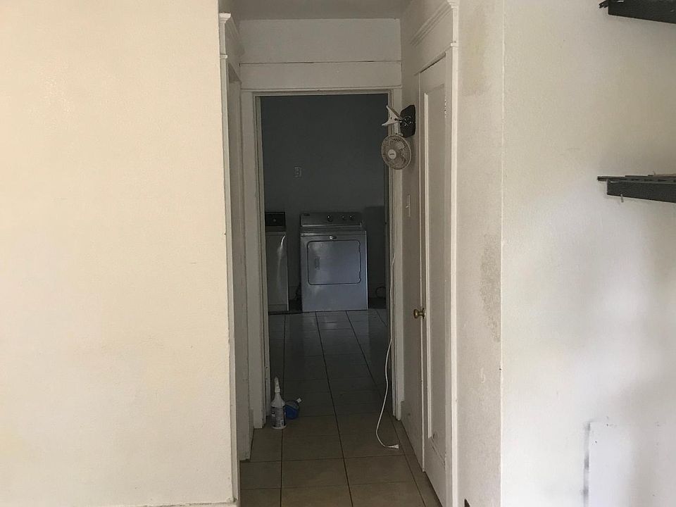 1st image of 1001 Hickory St