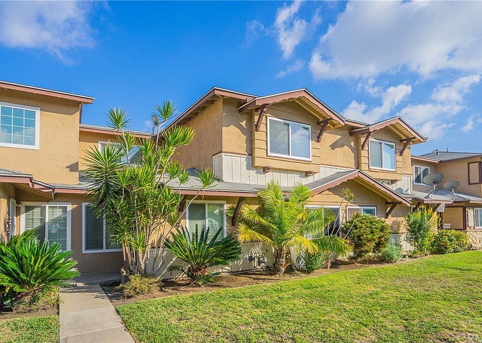 1st image of 12810 Barranca Ln