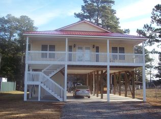 1203 Riverview Dr, Calabash, NC 28467
