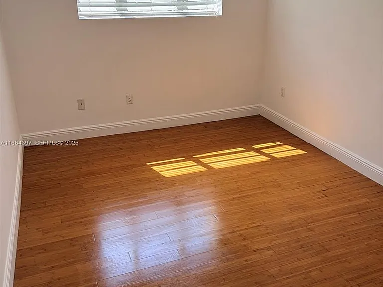 4812 Pine Tree Dr #205 — Photo 7