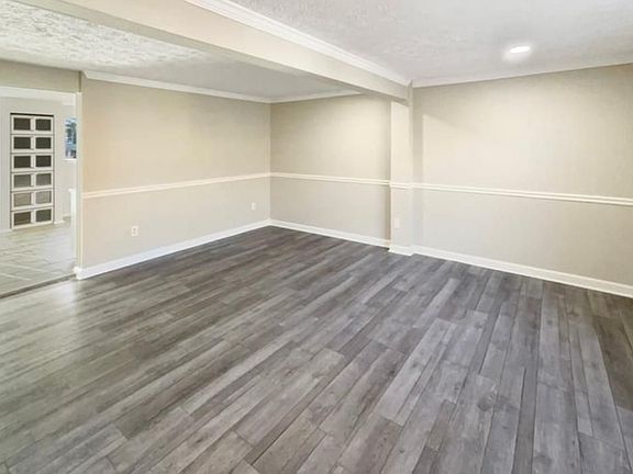 4th image of 1397 Torrey Pines Ct