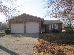 725 Bonnie View Dr, Evansville, IN 47715