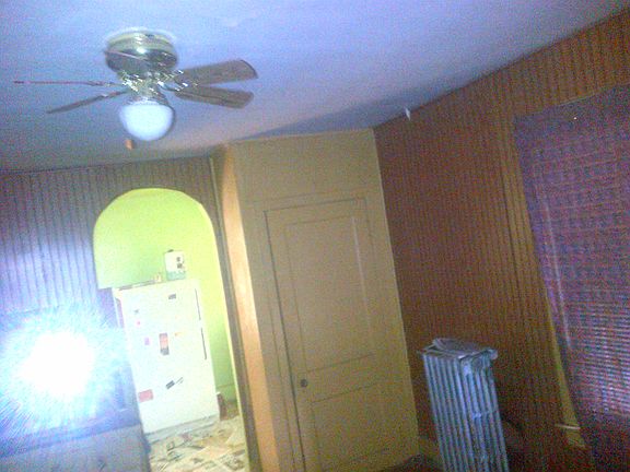 4th image of 15815 La Salle Blvd