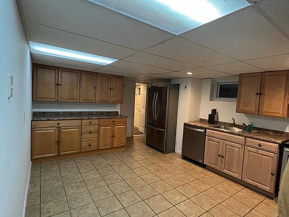 4th image of 12 Cusick Ave