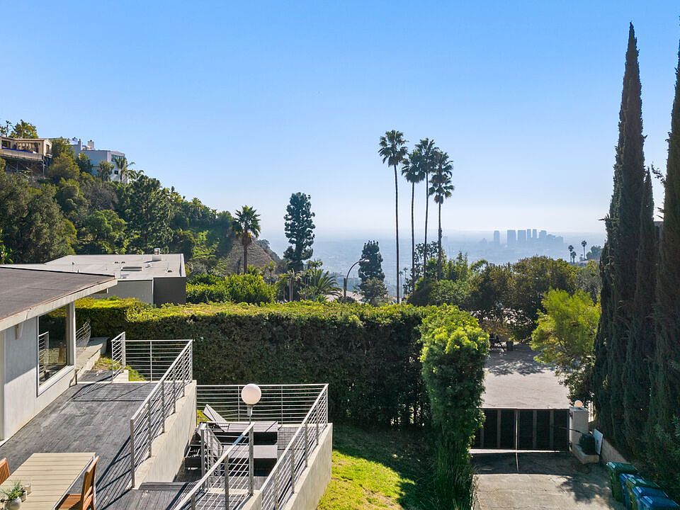 1st image of 1868 N Doheny Dr