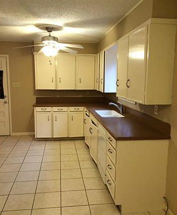 5th image of 2248 Hollis Dr