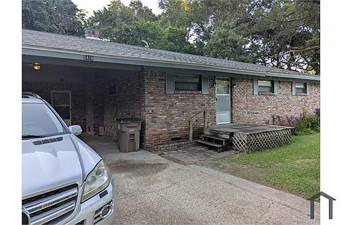 5408 Colonial Cir N Photo 1