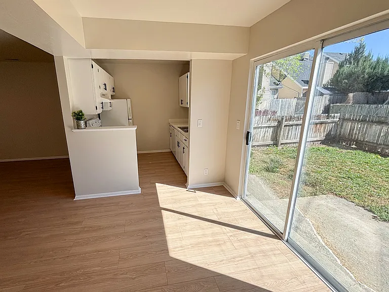 4239 W Bampton Ln — Photo 25