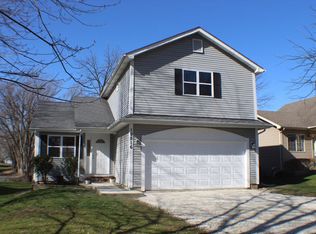 19516 102nd St, Bristol, WI 53104