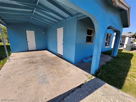 2nd image of 2991 Saint Charles St