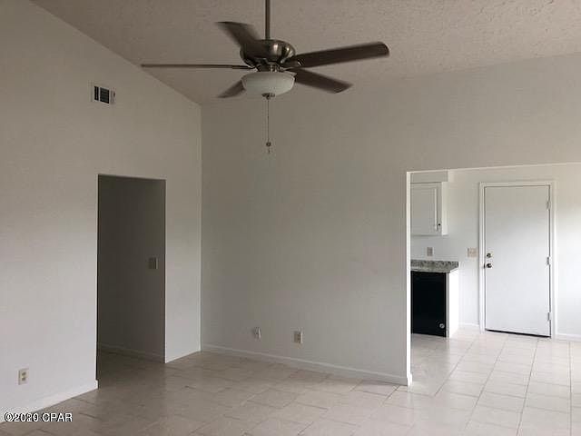 2nd image of 124 Kacy Ln