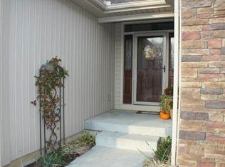 11138 Cernech Rd, Kansas City, KS 66109