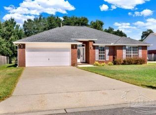 4076 Berry Cir, Pace, FL 32571