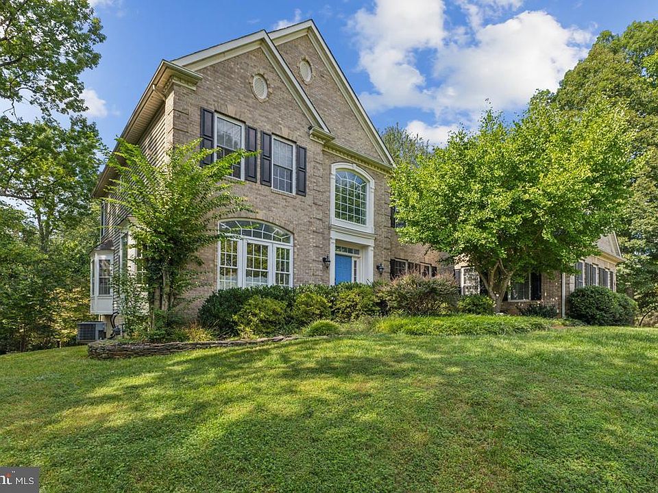 1st image of 6938 Tanglewood Dr