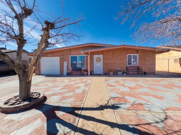 10745 Gemstone St, El Paso, TX 79924
