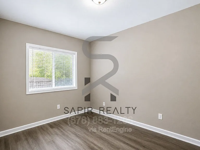 359 Lanier St NW #1 — Photo 11