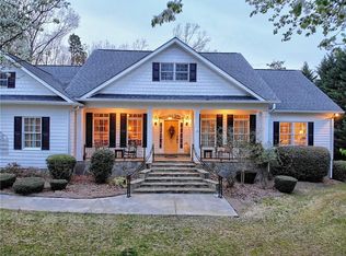 524 Crabapple Rd, Clarkesville, GA 30523