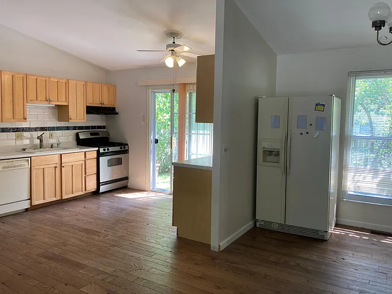 9 Jane Dr — Photo 4