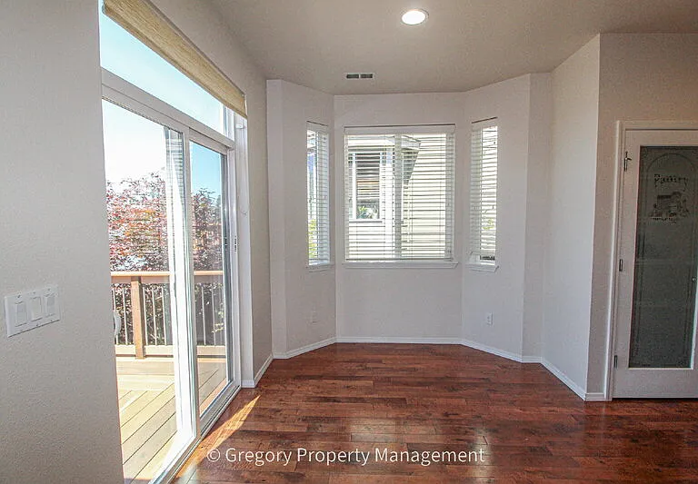 22924 42nd Dr SE — Photo 13