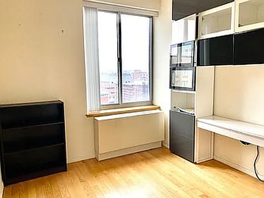 Rented by Nook Realty NY LLC | media 23