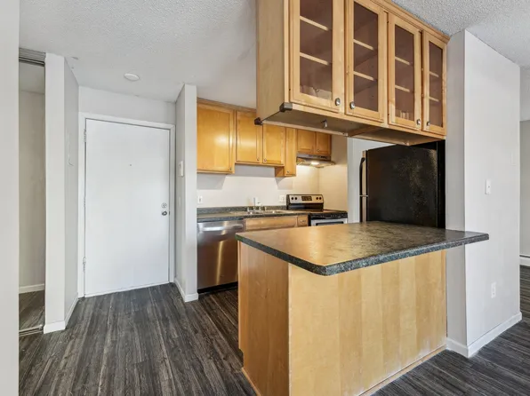 4130 Rahn Rd APT 120, Eagan, MN 55122