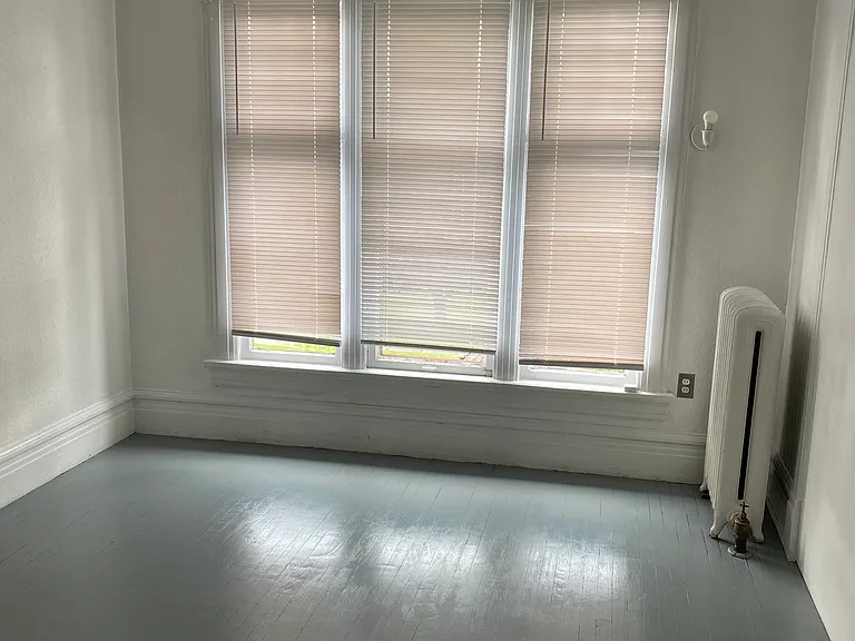315 S Winter St #2 — Photo 8