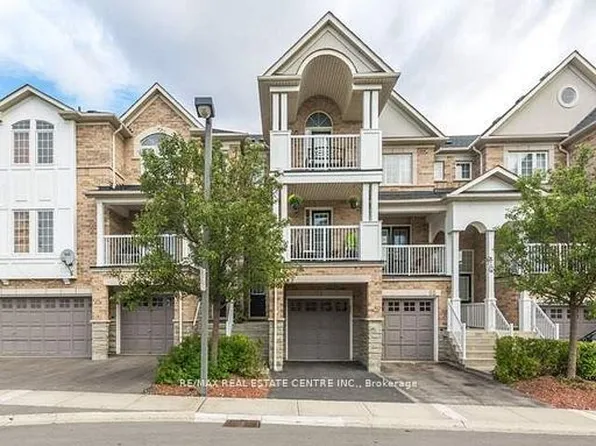 601 Shoreline Dr #69, Mississauga, ON L5B 4K2