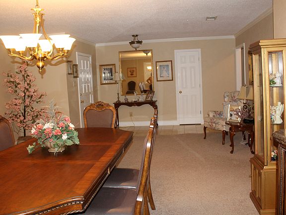 Large dinning/living room