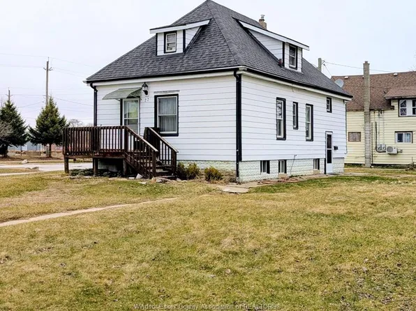 77 Askew St, Leamington, ON N8H 1Y1