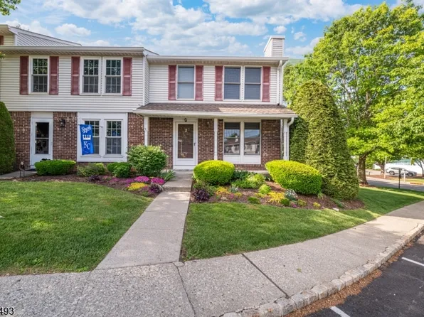 2 Liberty Ln, Franklin Boro, NJ 07416