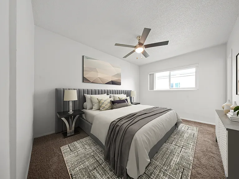 Anaheim Park Apartments — Photo 6