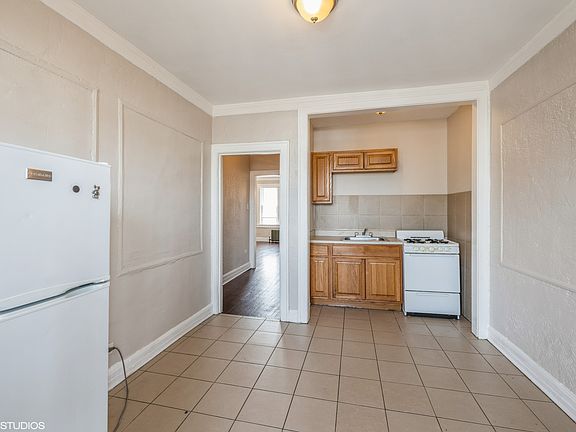 5th image of 5150 W 21st Pl APT 2
