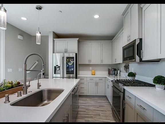 4th image of 17855 Calaveras Dr