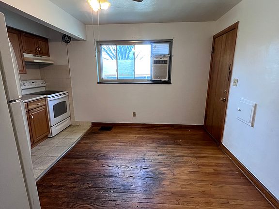 5th image of 213 Northwood Ave APT 2