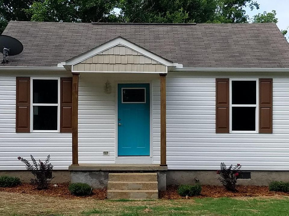 1st image of 1610 Strawberry Ln #16