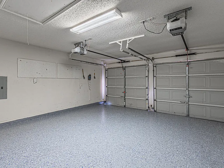 7624 Vista Creek Ln — Photo 19