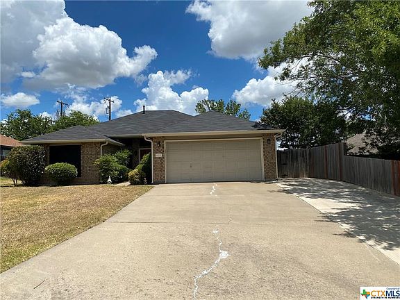 3rd image of 609 Red Cloud Dr
