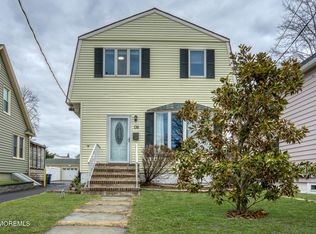 138 3rd St, Keyport, NJ 07735