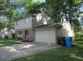 34541 Glover St, Wayne, MI 48184