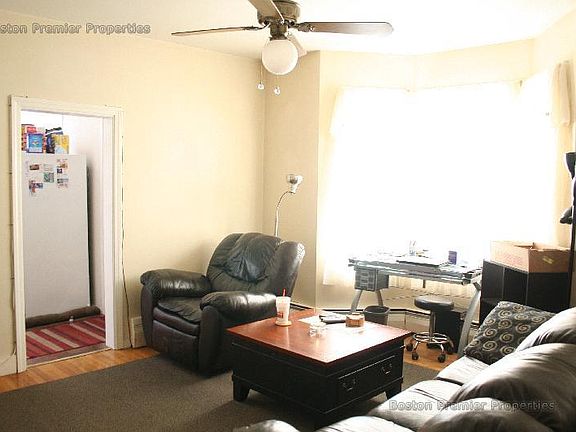 2nd image of 119 Sagamore St
