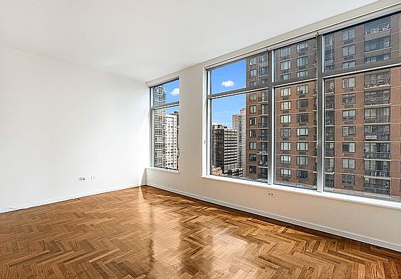 3rd image of 250 E 54th St APT 16E