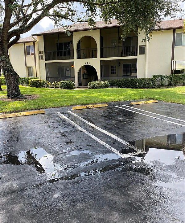 1st image of 121 Lake Pine Cir APT D-1