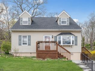 22 Brookview Rd, Denville, NJ 07834