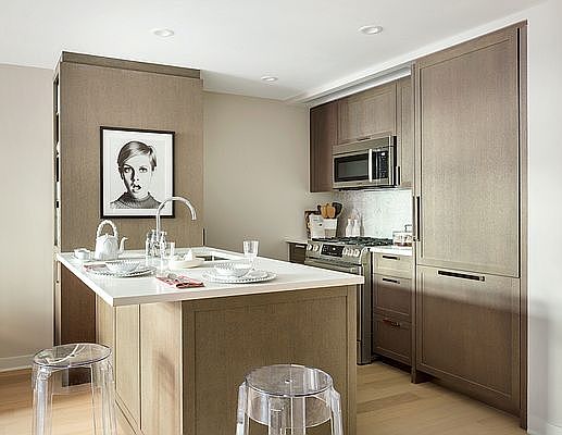 3rd image of 261 Hudson St APT 3M
