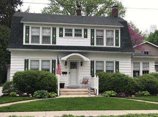 422 S Ash St, Arthur, IL