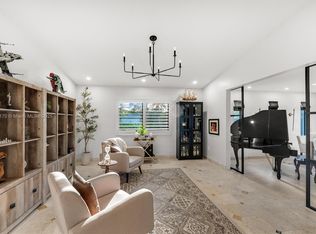 10620 SW 127th St, Miami, FL 33176