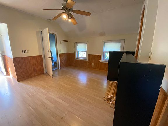 Living room and entrance