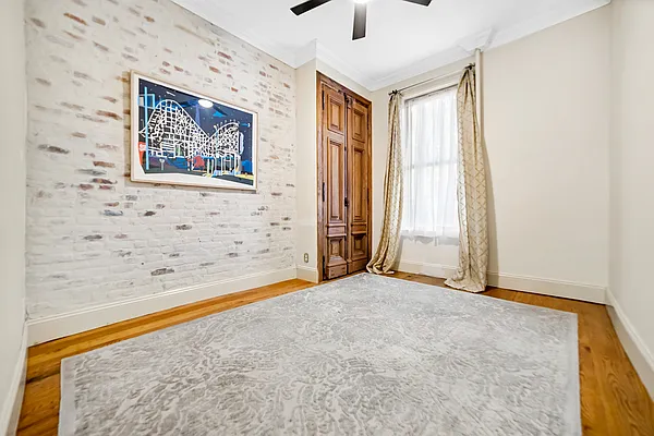 Sold by Townsley & Gay, LLC | media 23