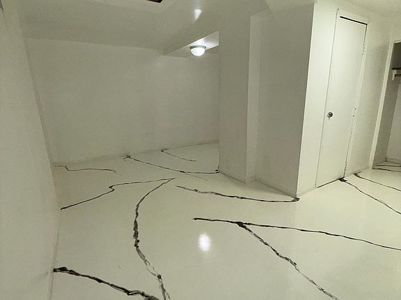 5th image of 9525 Brisbin St #1B