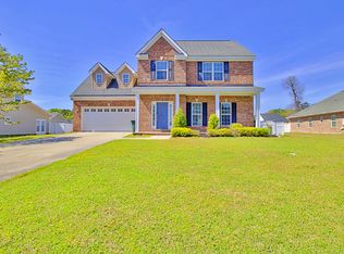 713 English Oak Dr, Hinesville, GA 31313